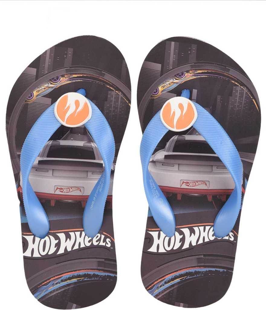 Disney Brand Boy's HWPBFF3028 Hotwheels Flip Flop Slippers (Black/Blue ...