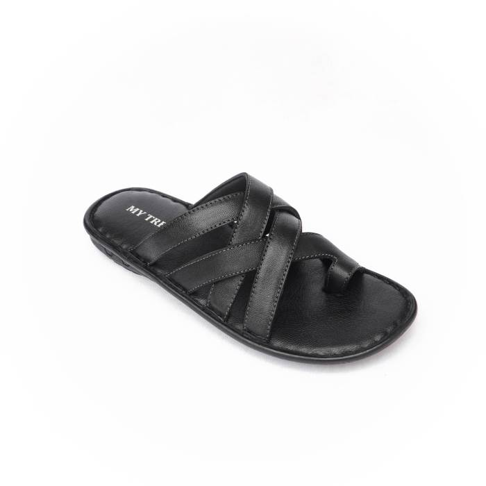 My Trendz Brand Mens Casual Soft Slipons Leather Chappal / Sandal 630 (Black)