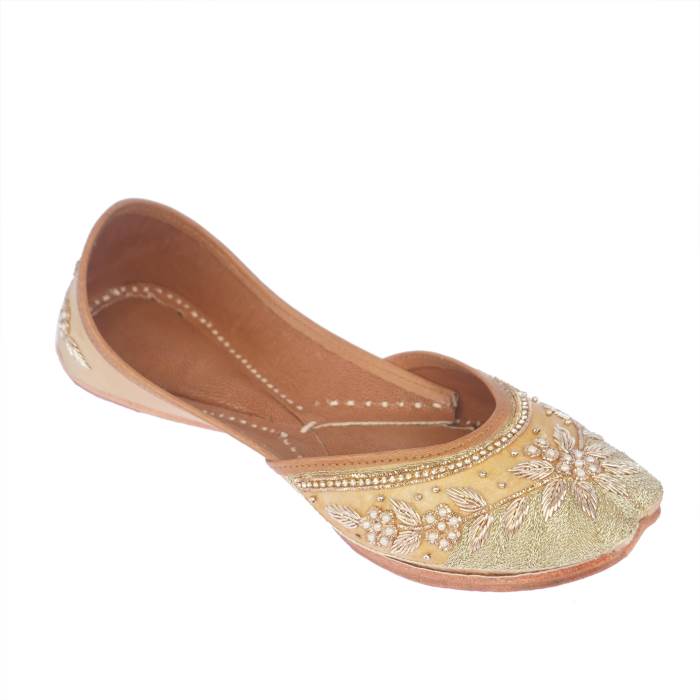 Rajashoes Brand Womens Ethnic Leather Mojaris 68-Jutti (Gold)