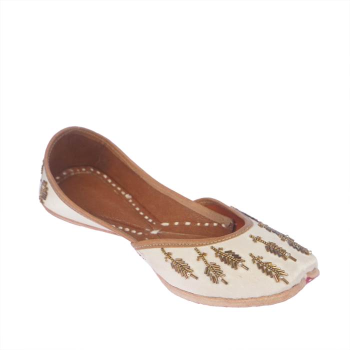 Rajashoes Brand Womens Ethnic Leather Mojaris 71-Jutti (Cream/Gold)