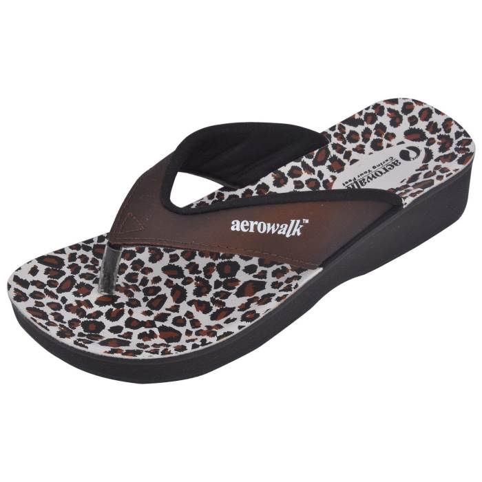 Aerowalk Brand Womens Flat Foot Pain Relief Slipper 0888 (Brown)