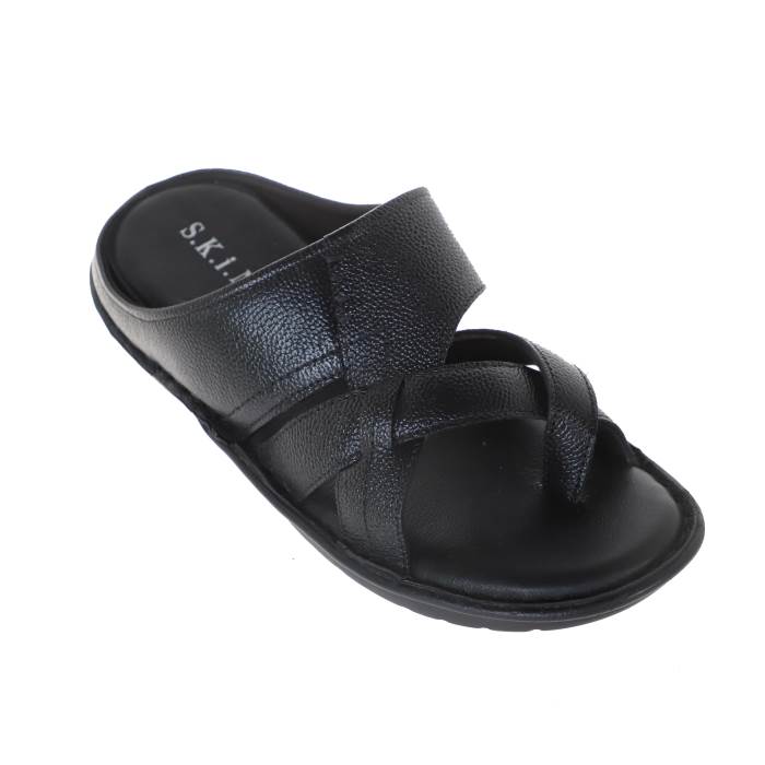Skin Brand Mens Leather Casual Soft Slipons Sandal / Chappal LE02 (Black)